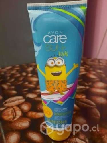 Protector solar Avon