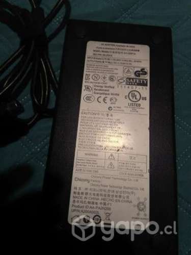 Cargador Samsung serie g7 gamer 200W. 10.5 A