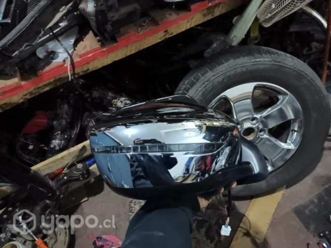 Espejo derecho cromado con luz np300