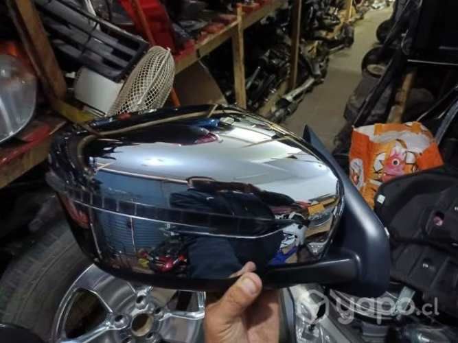 Espejo derecho cromado con luz np300