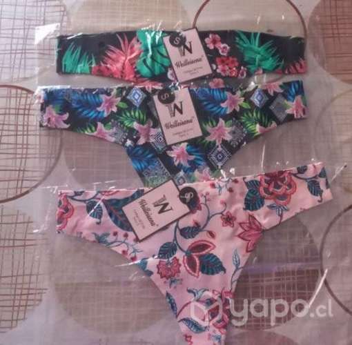 Hermosa ropa interior con las 3B