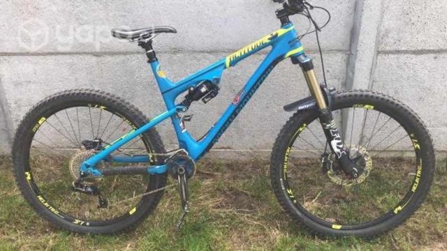 Bicicleta doble rocky mountain