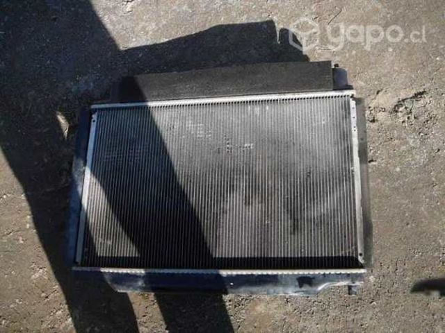 Radiador de agua original Mazda 2 2010