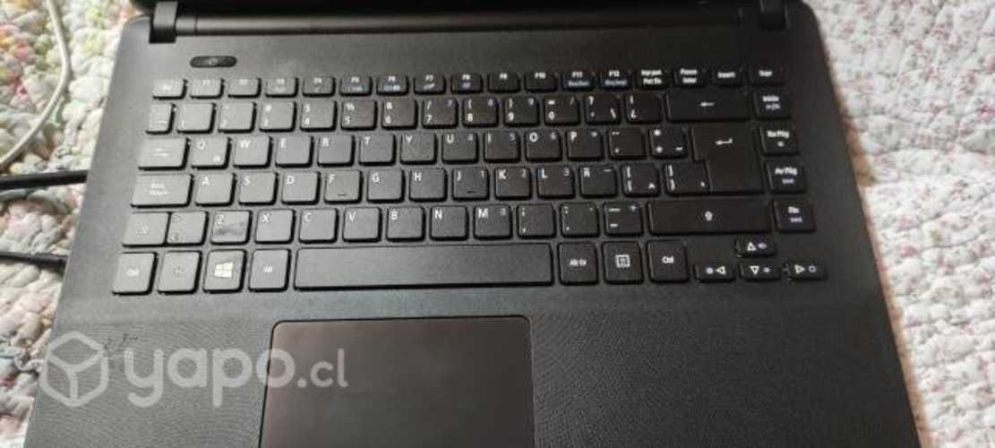 Computador Acer en excelente estado