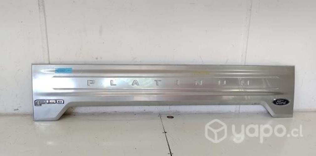 Moldura Portalon (FFP2244) Ford F150 2020