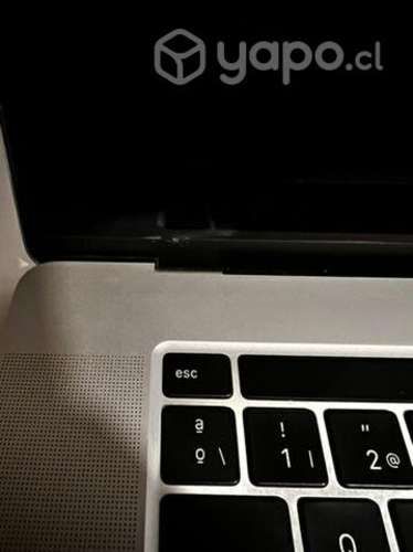 Macbook Pro 16 pulgadas procesador i7 113 ciclos
