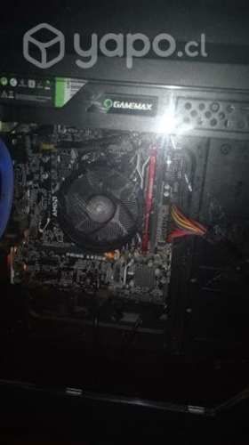 AMD Ryzen 5 2400G with Radeon Vega Graphics