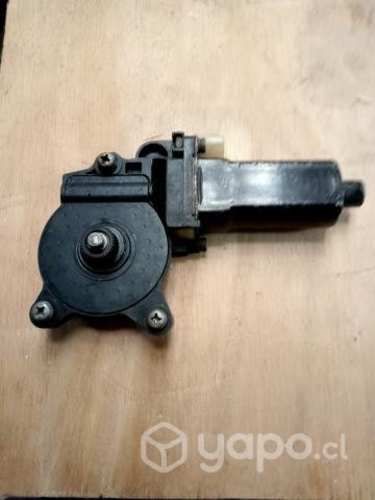 Motor alzavidrios terracan / h1