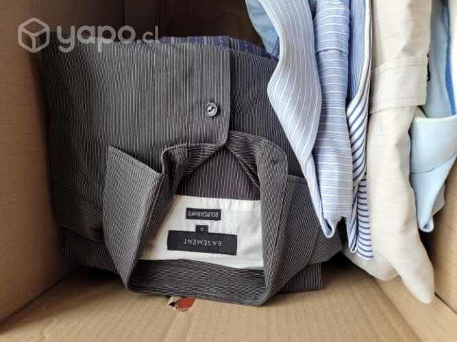 Lote de camisas y chaquetas
