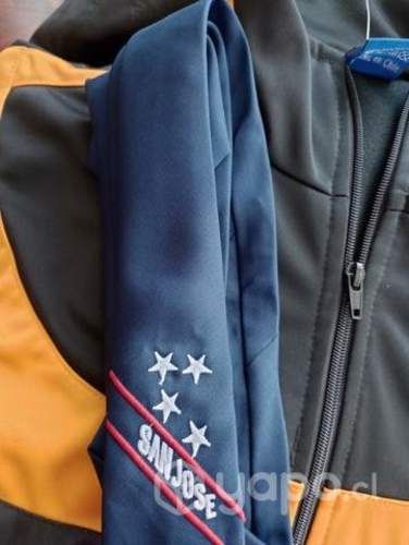 Suéter,corbata y buzo liceo San José