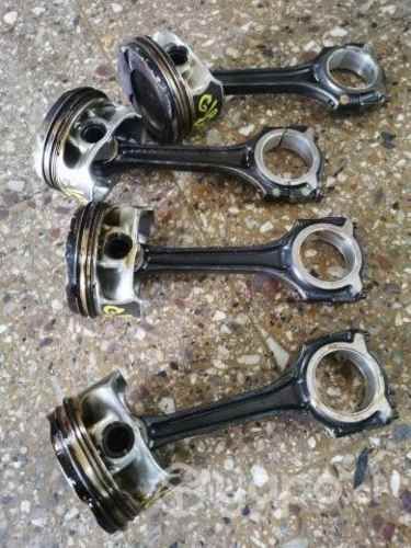 Piston con biela mercedes gla200 2020