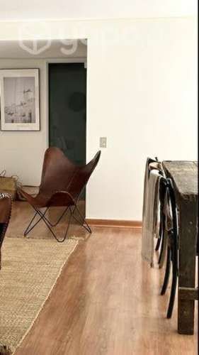 Sitial cuero estilo mariposa