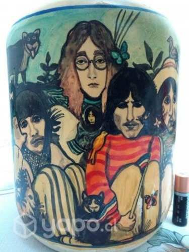 V03: Botella Vintage The Beatles Ballads