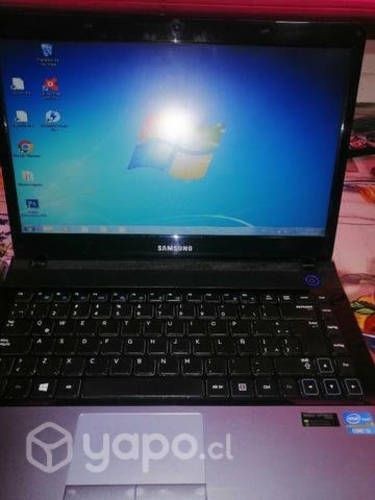 Laptop Samsung y Impresora Epson L 4150
