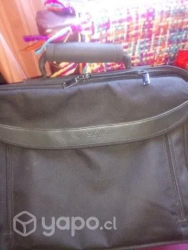 Bolso de mano para notboot en muy buen estado