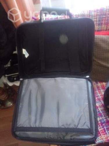 Bolso de mano para notboot en muy buen estado