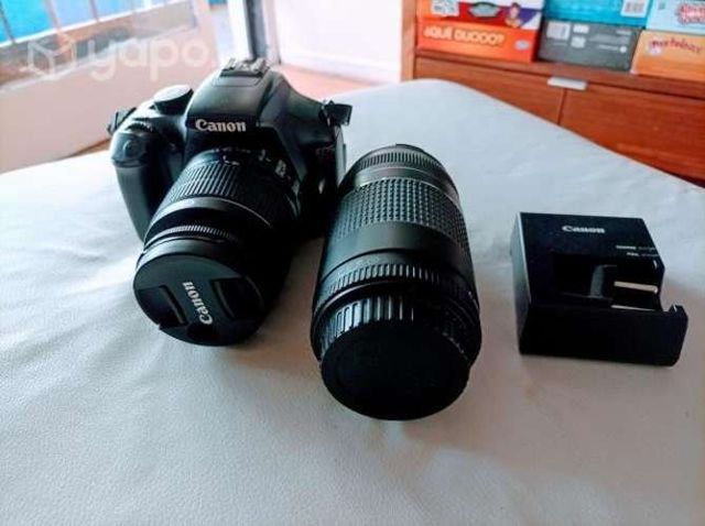 Camara fotografica t3 (como nueva)