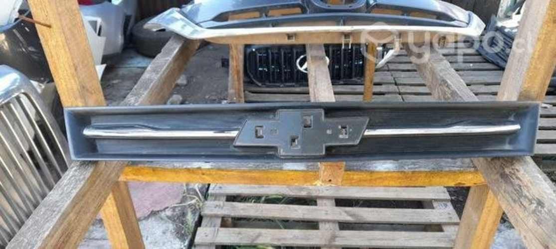 Chevrolet tracker 2020 mascarilla