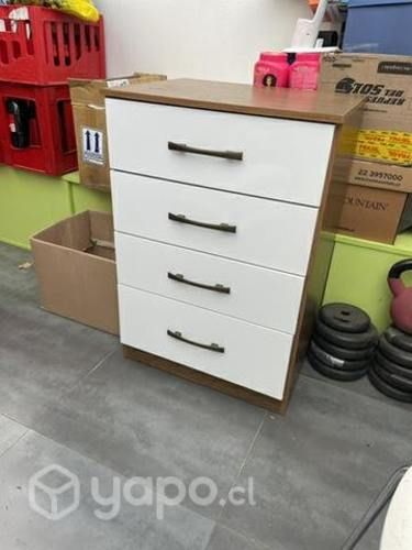 Cómoda nueva tengo 5 unidades