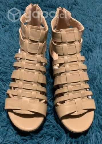 Chala Romana talla 38 nuevas