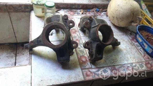 Muñon delantero original Mazda 3 2008 con abs