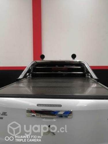 Tapa plagable mitsubishi l200