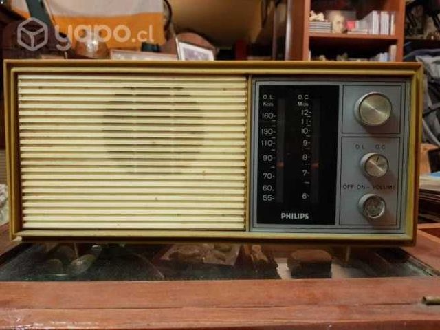 Radio antigua philips - años 70