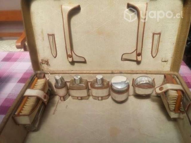 Antigua maleta de viaje