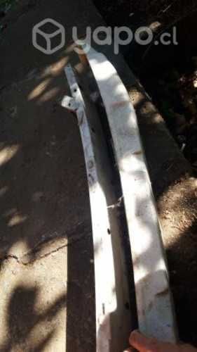 Refuerzo parachoque delantero Toyota Corolla 2007