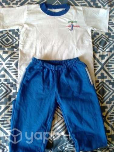 Uniforme y buzo de colegio talla 12