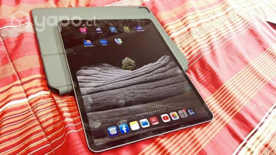 Ipad pro 5 gen. 256 gb chip m1 + magic keyboard