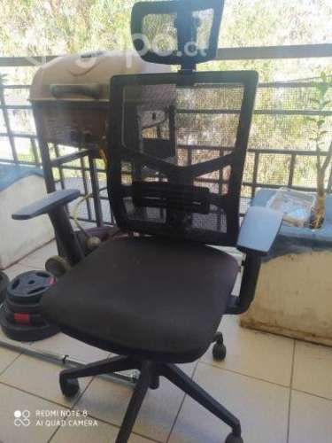 Silla de oficina ergonómica