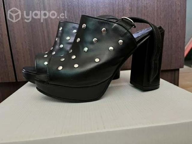 Chalitas de cuero muy finas