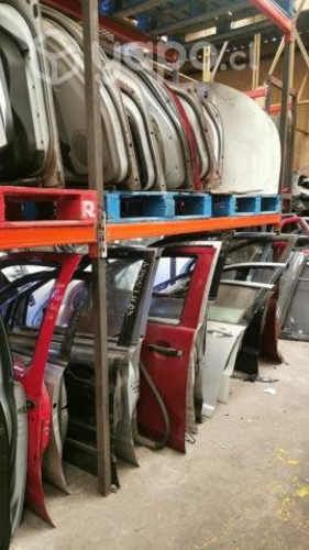 Puerta delantera - Mitsubishi L200 2016 al 2020