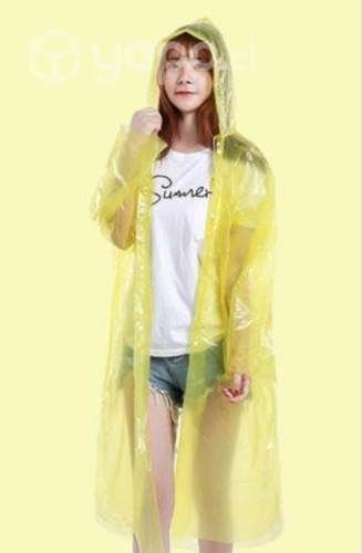 Impermeable compacto