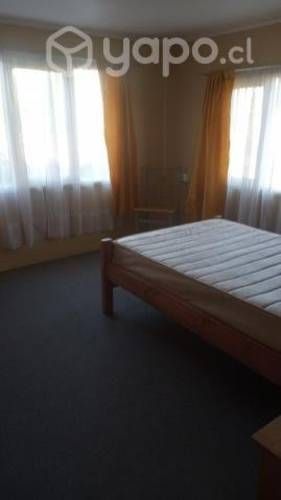 Pieza para estudiante varón