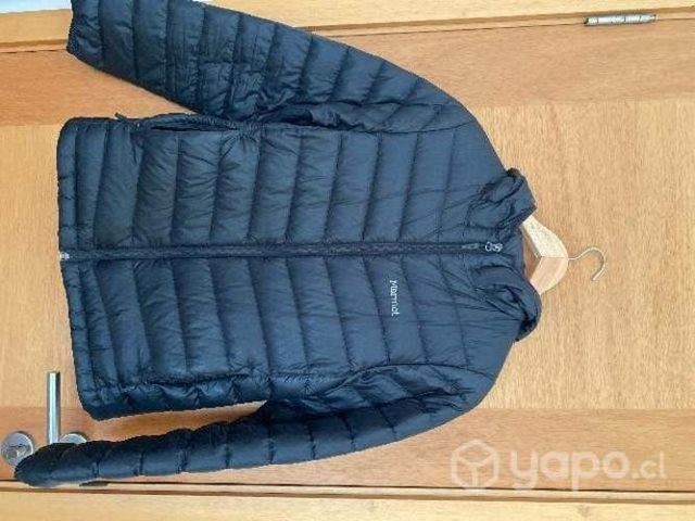Parka de plumas marca Marmot