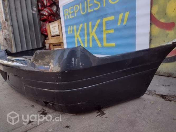 Parachoque trasero renault clio 2000-2002