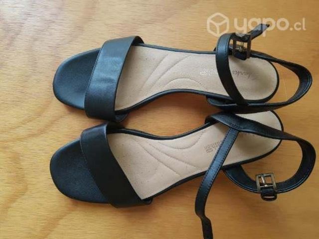 Sandalias Clarks cuero
