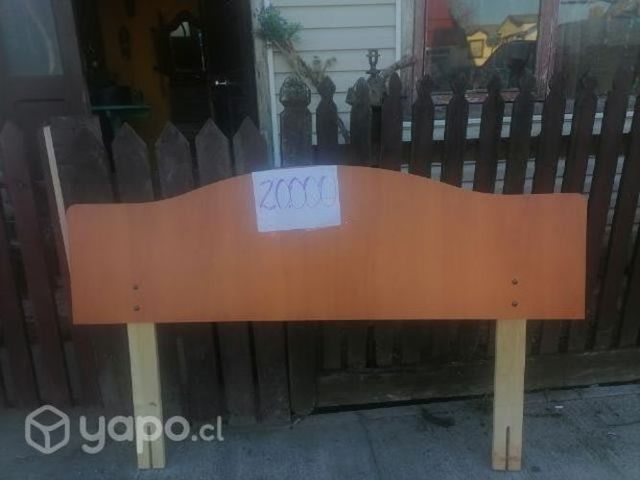 Respaldo de dos plazas, impecable