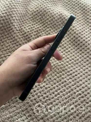 IPHONE 14, 15 días de uso