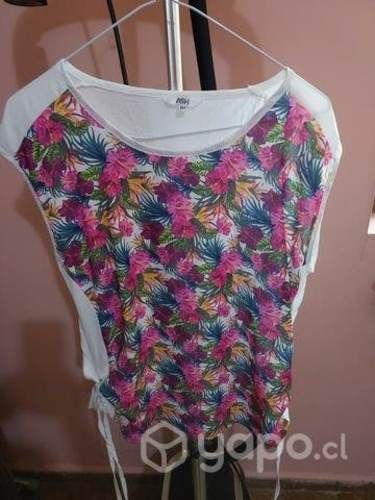 Poleras varias de marcas, usadas pero buen estado