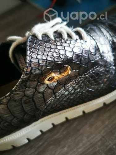 Zapatilla gacel cuero serpiente acero talla 36