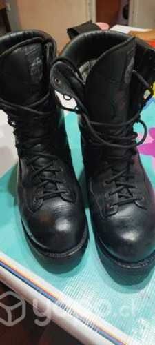 Botas bestard army