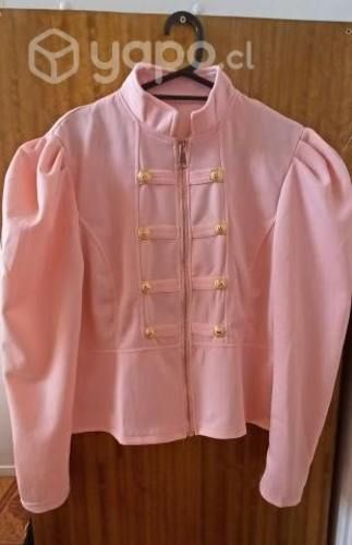 Ropa de mujer en excelente estado