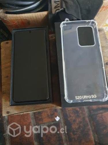 Samsung galaxy S20 ultra de 12 y 128 gb con detall
