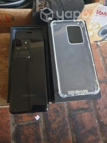 Samsung galaxy S20 ultra de 12 y 128 gb con detall
