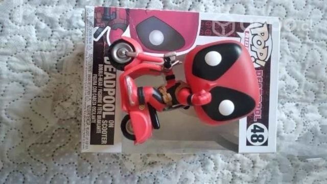 Funko PoP Rides de Deadpool con scooter
