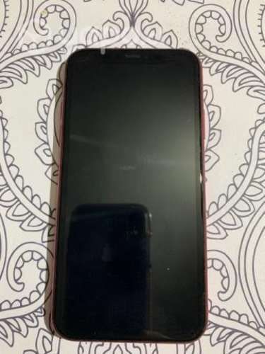 Iphone 11 con detalle