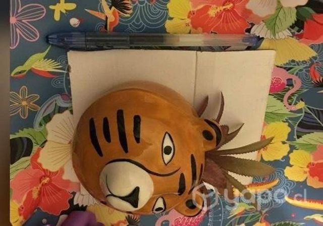 Maceta forma animal para muro